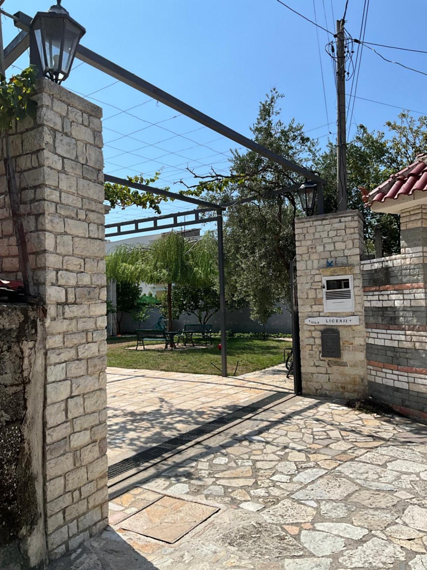 Vila Licenji Vlore Luaran gambar